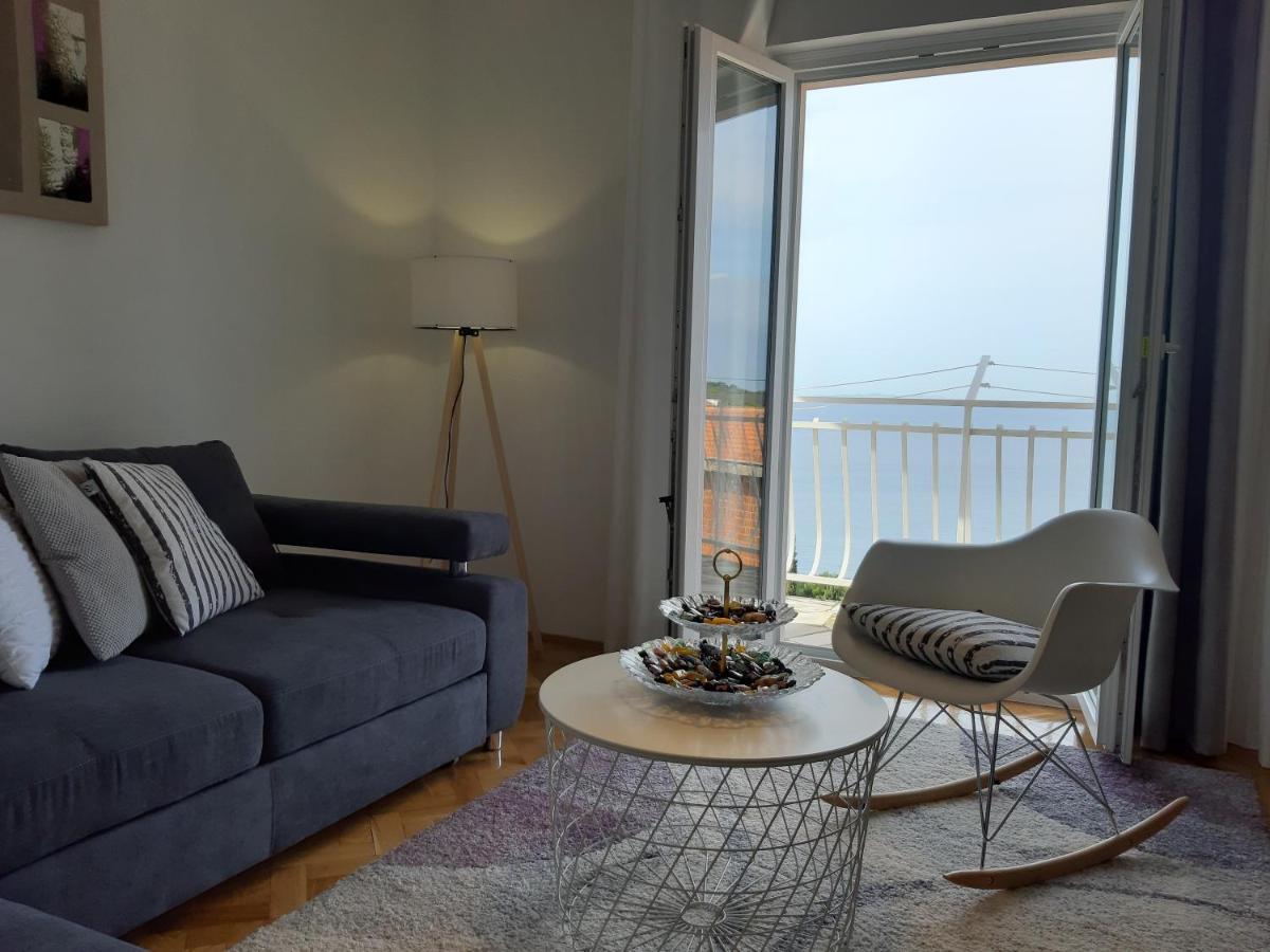 Apartmani Vesna Milisa Примоштен Екстер'єр фото