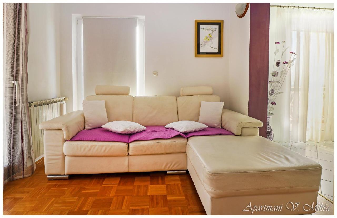 Apartmani Vesna Milisa Примоштен Екстер'єр фото