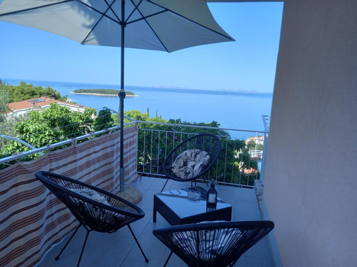 Apartmani Vesna Milisa Примоштен Екстер'єр фото